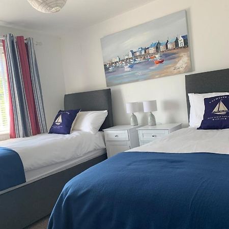 Lovely Home From Home Apartment 8 Mins Walk To Beach With Free Parking And Sun Deck 2 Bed Sleeps 4 Лайм-Реджис Екстер'єр фото